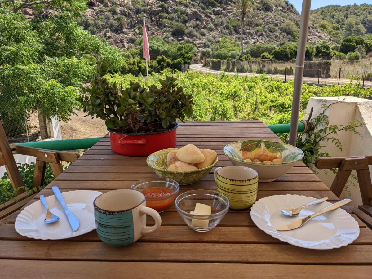カルロフォルテ Cala Vinagra House Bed & Breakfast エクステリア 写真