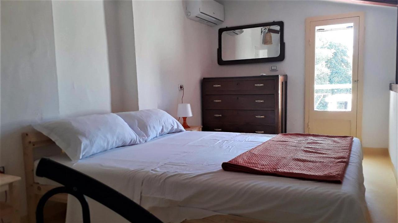 カルロフォルテ Cala Vinagra House Bed & Breakfast エクステリア 写真