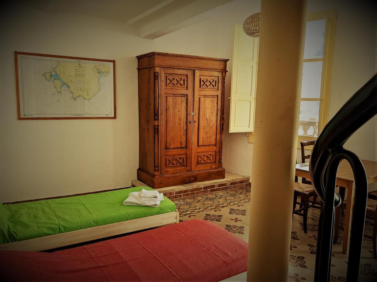 カルロフォルテ Cala Vinagra House Bed & Breakfast エクステリア 写真