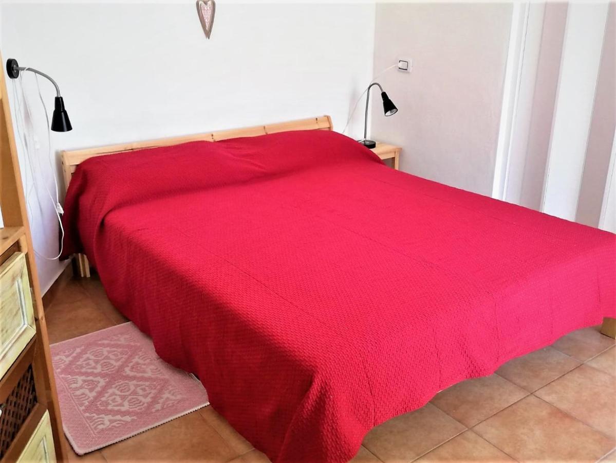 カルロフォルテ Cala Vinagra House Bed & Breakfast エクステリア 写真