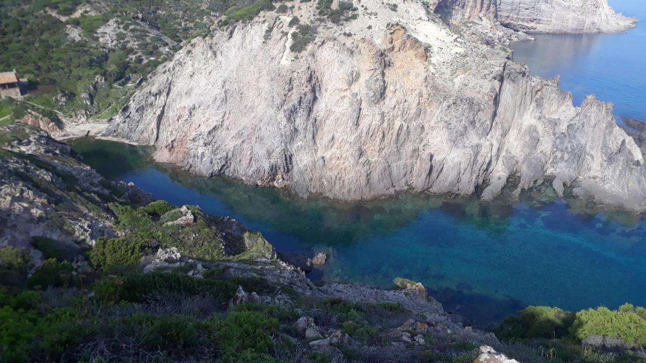 カルロフォルテ Cala Vinagra House Bed & Breakfast エクステリア 写真