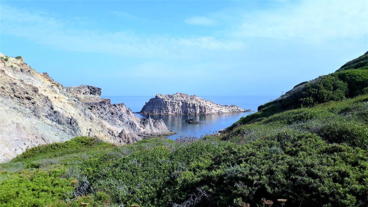 カルロフォルテ Cala Vinagra House Bed & Breakfast エクステリア 写真