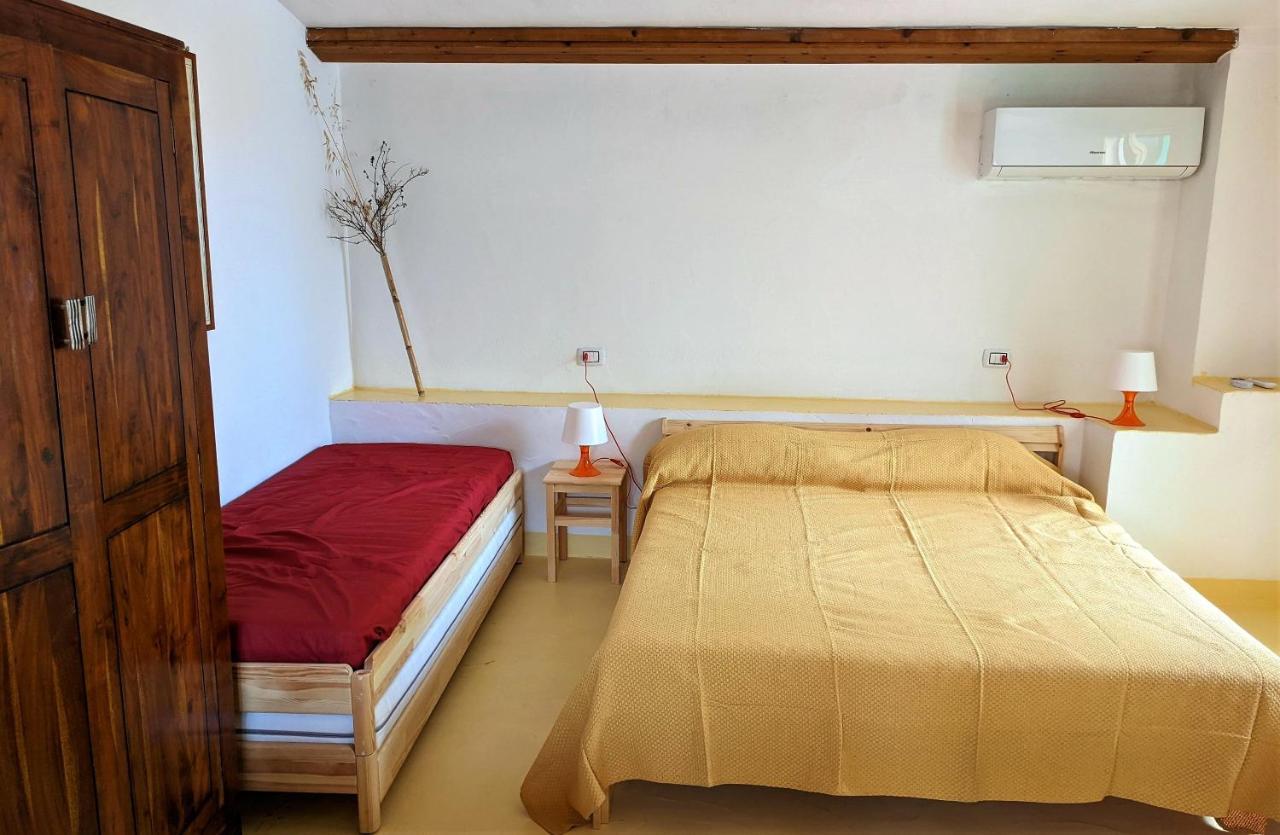 カルロフォルテ Cala Vinagra House Bed & Breakfast エクステリア 写真