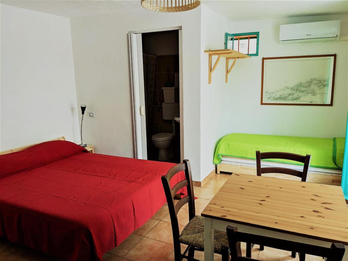 カルロフォルテ Cala Vinagra House Bed & Breakfast エクステリア 写真