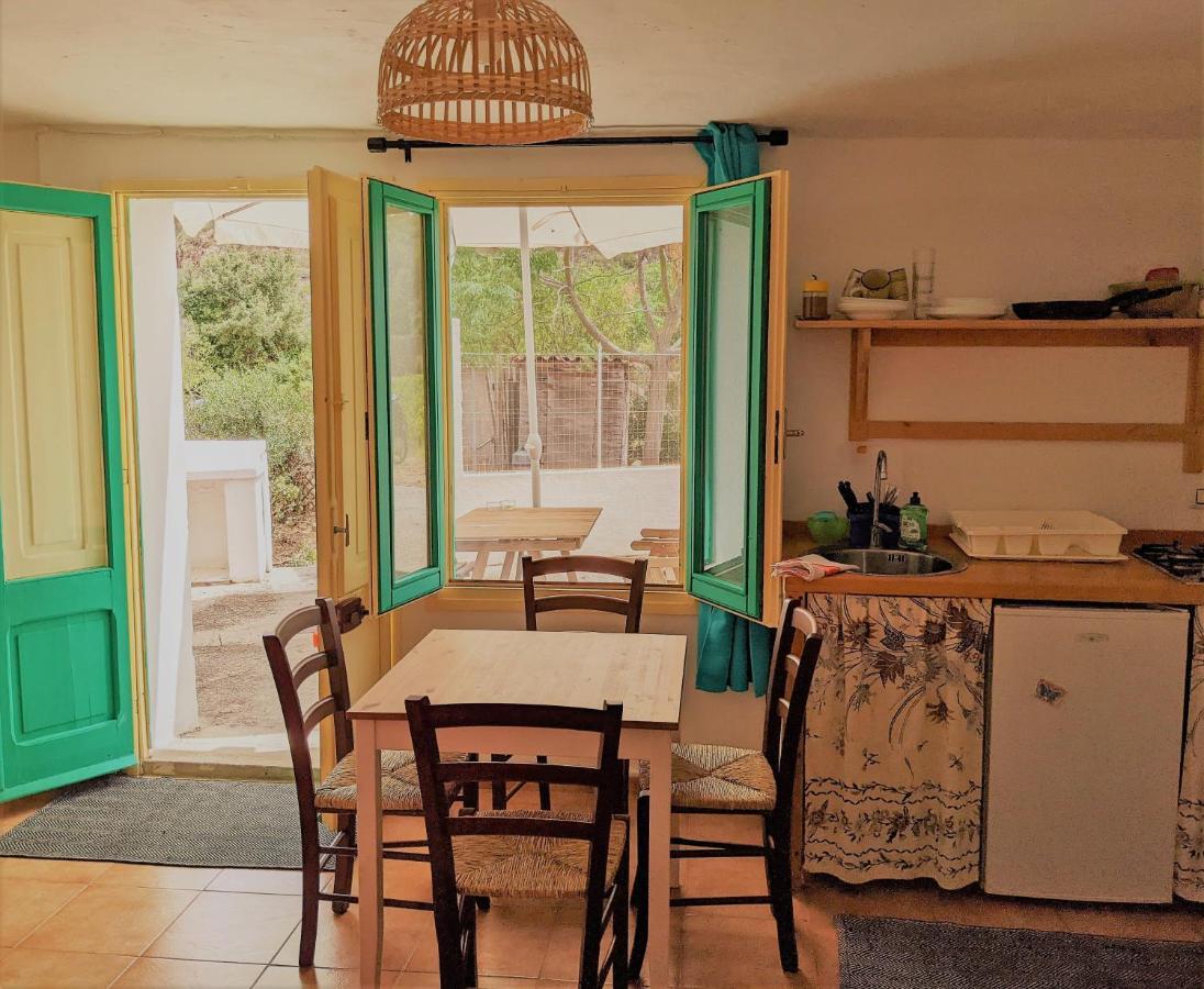 カルロフォルテ Cala Vinagra House Bed & Breakfast エクステリア 写真